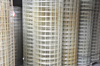 Kompozitní výztužná síť, průměr 3 mm, velikost oka 200x200 mm, šířka 1 m, je moderním řešením, které zajišťuje mimořádnou pevnost a odolnost ve výztuži konstrukce. Díky použití kompozitu je tato síť odolná vůči korozi a povětrnostním vlivům.