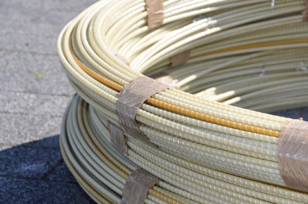 Kompozitní výztužná tyč tyč o prům. 7 mm 350 mb