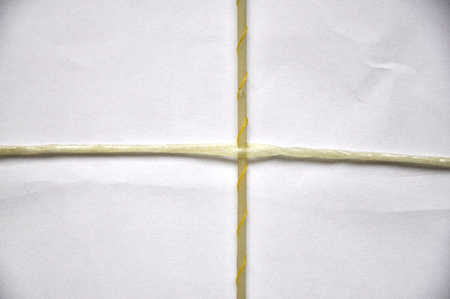 Kompozitní výztužná síť o prům. 2 mm oka 100x100 40m2