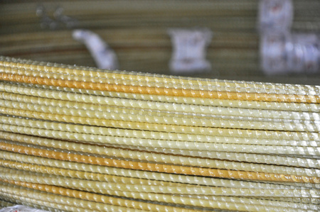 Kompozitní výztužná tyč tyč o prům. 7 mm 350 mb